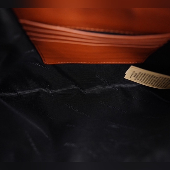 AW47❤️ BURBERRY Haymarket Check Peyton Crossbody Bag - Picture 14 of 14